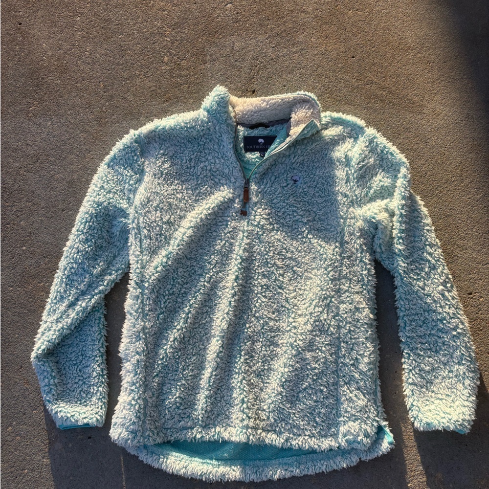 Southern Shirt Cozy Sherpa Pullover in Light Blue